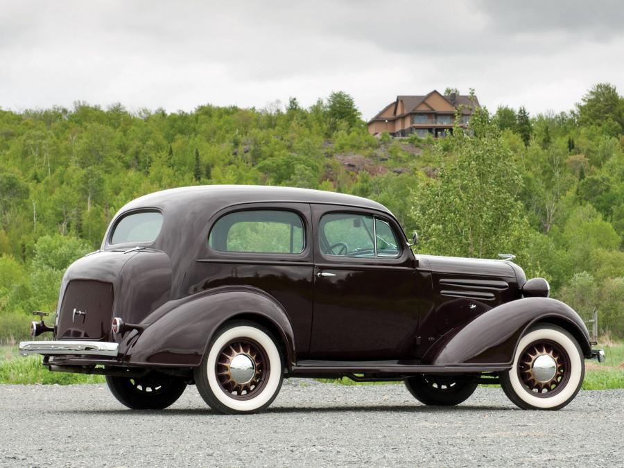  Chevrolet Standard 2-Door Town Sedan 1936 года  (фото 2 из 5)